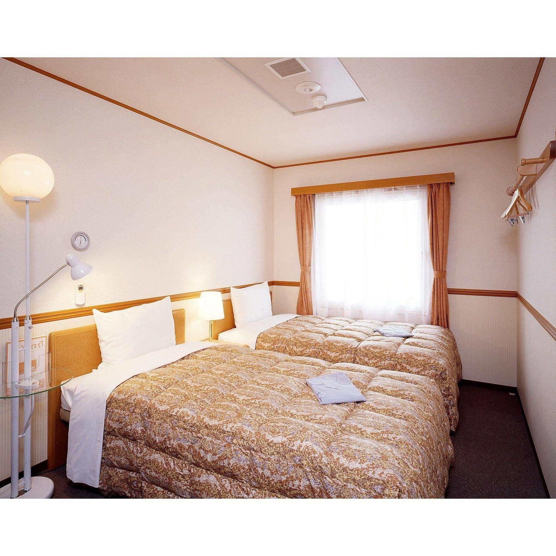 酒店 东横inn-山手线大冢站北口2号